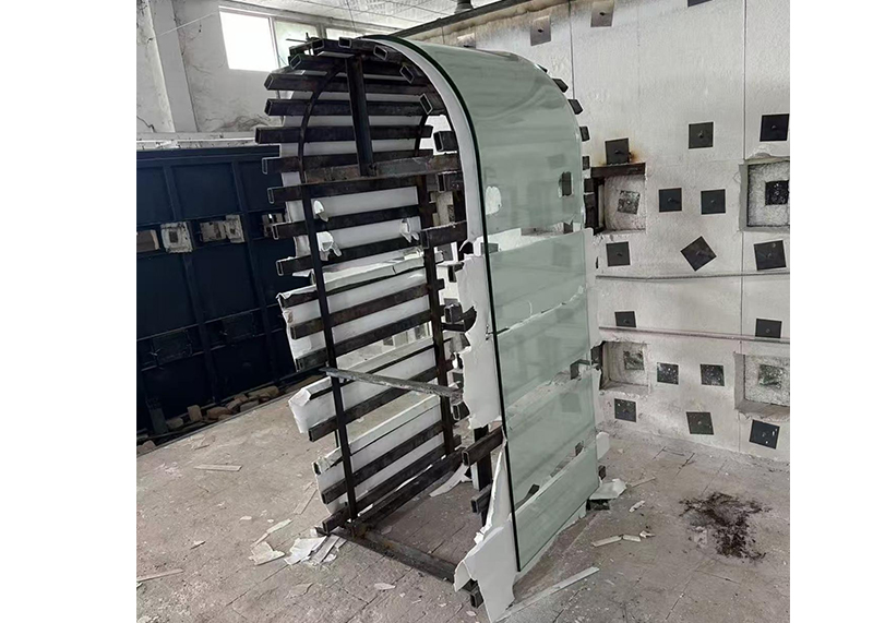 Vidrio templado curvado en caliente extragrande